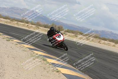media/May-05-2025-Moto Forza (Mon) [[3c1838c5e5]]/2-B Group/Session 2 (Turn 7 Inside)/